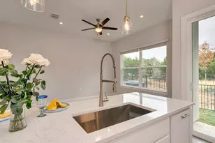 12001 Vista Parke Dr, Austin, TX 78726 - Photo 13