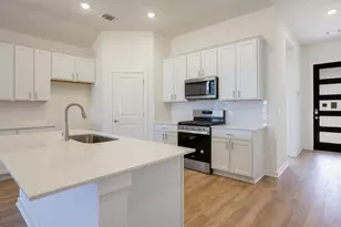 1916 Crooked Crk St, Leander, TX 78641 - Photo 9