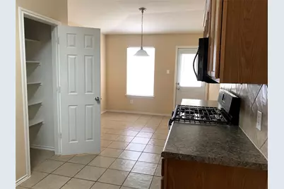 2338 Green Meadows Lane, Buda, TX 78610 - Photo 9