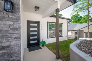121 S Kanaio Dr, Bastrop, TX 78602 - Photo 21