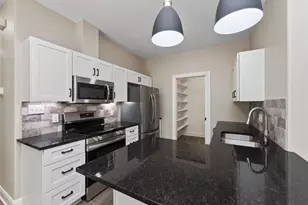 121 S Kanaio Dr, Bastrop, TX 78602 - Photo 7