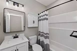 121 S Kanaio Dr, Bastrop, TX 78602 - Photo 19