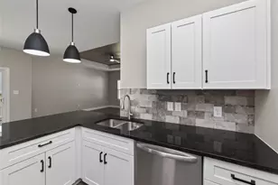 121 S Kanaio Dr, Bastrop, TX 78602 - Photo 27