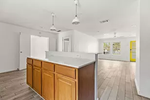 5307 Ledesma Rd, Austin, TX 78721 - Photo 9