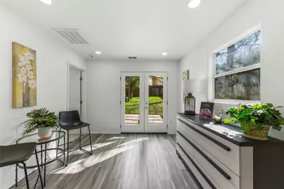7309 Blessing Avenue, Austin, TX 78752 - Photo 9