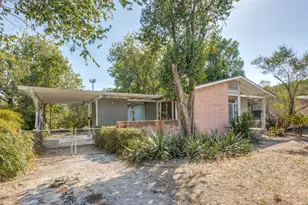 1405 Broadmoor Dr, Austin, TX 78723 - Photo 25