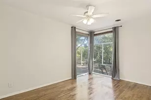 1405 Broadmoor Dr, Austin, TX 78723 - Photo 17