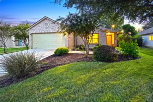 762 Pinehurst Dr Dr, New Braunfels, TX 78130 - Photo 1