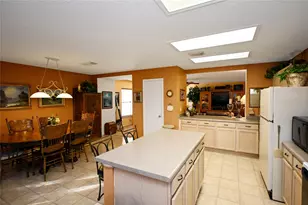 762 Pinehurst Dr Dr, New Braunfels, TX 78130 - Photo 17