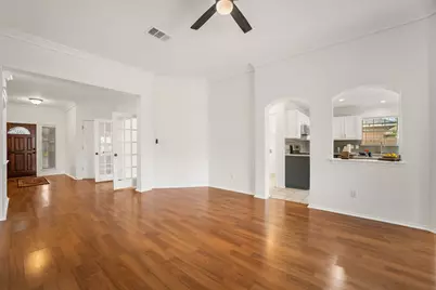 1106 Woodview Drive, Leander, TX 78641 - Photo 9