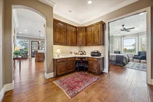 259 Chimney Cove Dr, Marble Falls, TX 78654 - Photo 27