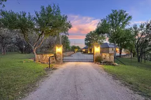 259 Chimney Cove Dr, Marble Falls, TX 78654 - Photo 7