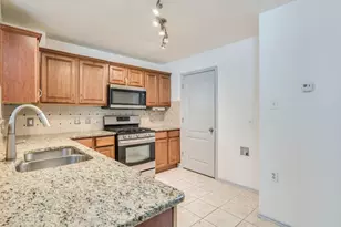 3405 Savage Springs Dr, Austin, TX 78754 - Photo 11