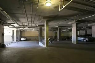 910 W 25th St, Austin, TX 78705 - Photo 31