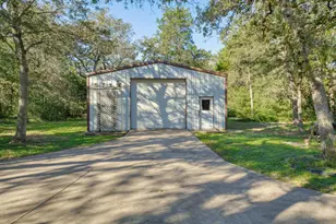 226 Cedar Hills Dr, Elgin, TX 78621 - Photo 35