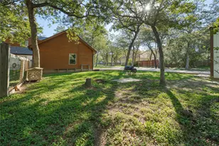226 Cedar Hills Dr, Elgin, TX 78621 - Photo 31