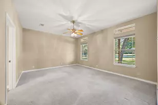 226 Cedar Hills Dr, Elgin, TX 78621 - Photo 15