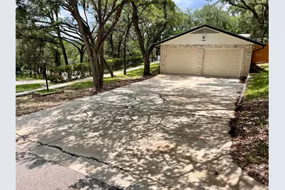 2 Timbercrest Street, San Marcos, TX 78666 - Photo 3