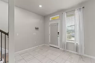 8809A Whitter Dr, Austin, TX 78747 - Photo 3