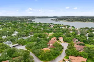 201 Crescent Bluff, Lakeway, TX 78734 - Photo 35