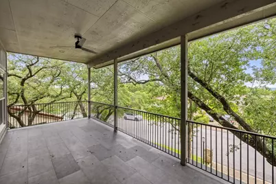 201 Crescent Bluff, Lakeway, TX 78734 - Photo 33