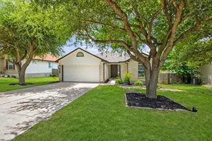 105 Lakemont Dr, Hutto, TX 78634 - Photo 3