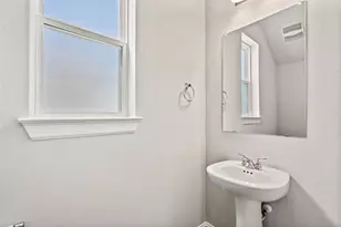 221 Bent Crk Ln, Georgetown, TX 78628 - Photo 5