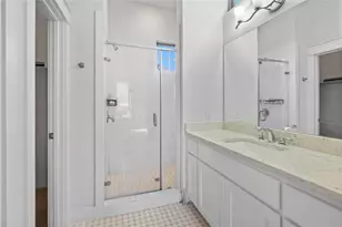 13001 Hymeadow Dr, Austin, TX 78729 - Photo 19