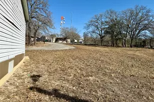 107 Shady Oaks Dr, Dale, TX 78616 - Photo 15