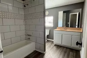 107 Shady Oaks Dr, Dale, TX 78616 - Photo 9