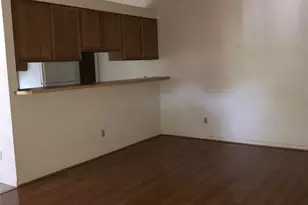 1303 N Bishop, San Marcos, TX 78666 - Photo 3