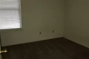 1303 N Bishop, San Marcos, TX 78666 - Photo 9