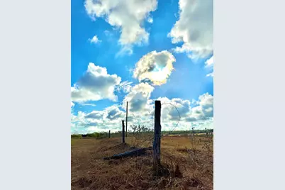 6052 Tenney Creek Road, Luling, TX 78648 - Photo 15