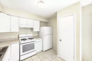10604 Lanshire Dr, Austin, TX 78758 - Photo 11