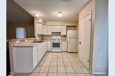 10604 Lanshire Drive #A, Austin, TX 78758 - Photo 5