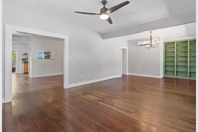 1809 Wilson Street, Bastrop, TX 78602 - Photo 9