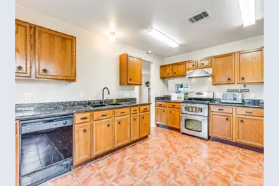 6421 Clay Allison Pass, Austin, TX 78749 - Photo 9