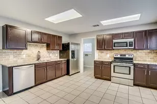 1001 Howell Terrace Pl, Round Rock, TX 78664 - Photo 3