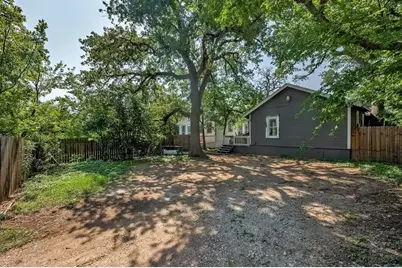 610 W 35th Street #B, Austin, TX 78705 - Photo 23