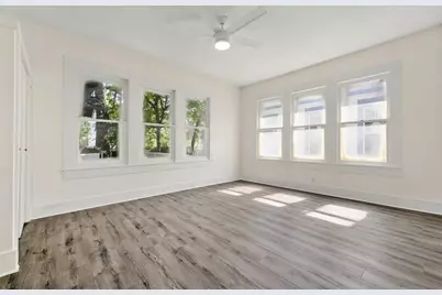 610 W 35th Street #B, Austin, TX 78705 - Photo 9