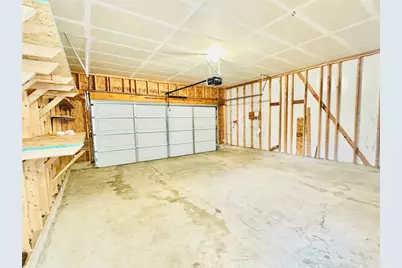 105 Eagle Lake Drive, Hutto, TX 78634 - Photo 15