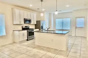 105 Eagle Lake Dr, Hutto, TX 78634 - Photo 3