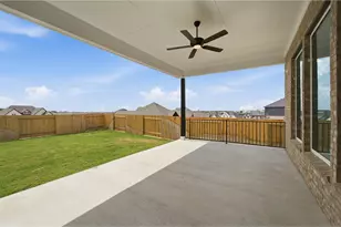 301 Ginger St, Buda, TX 78610 - Photo 7