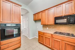 20609 Kearney Hill Rd, Pflugerville, TX 78660 - Photo 11