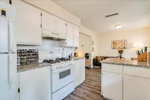 800 Terrell Hill Dr, Austin, TX 78704 - Photo 5