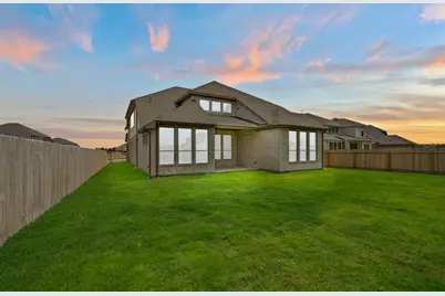 217 Pacific Grove Circle, Liberty Hill, TX 78642 - Photo 27