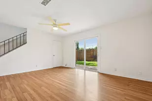 2301 Mission Hill Dr, Austin, TX 78741 - Photo 7