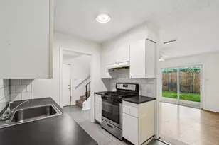 2301 Mission Hill Dr, Austin, TX 78741 - Photo 11