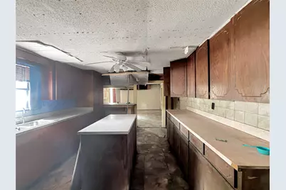 303 N Lexington Street, Holland, TX 76534 - Photo 5