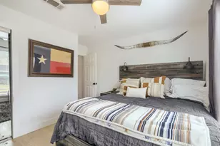 9016 W Pointer Ln, Austin, TX 78758 - Photo 15